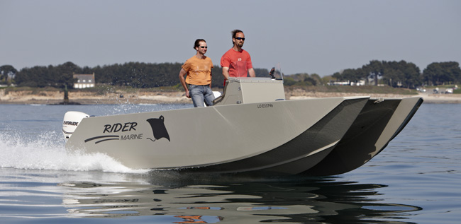 Bretagne conception catamaran RIDER C23