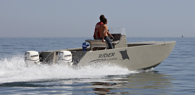 Bretagne conception catamaran RIDER C23