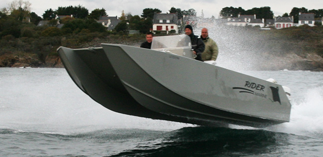 Bretagne conception catamaran RIDER C23