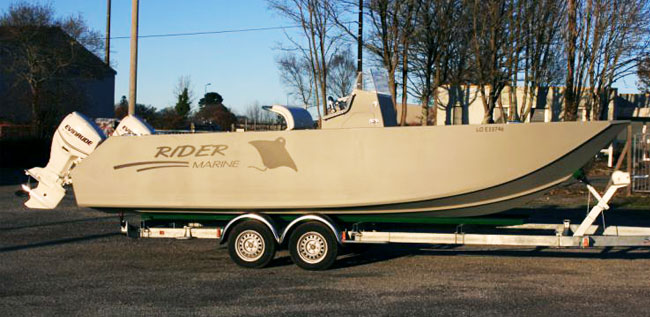 Bretagne conception catamaran RIDER C23